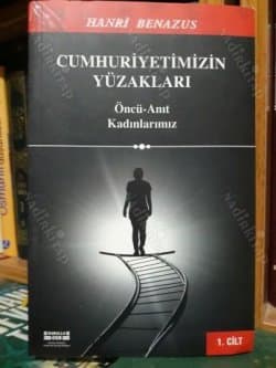 Cumhuriyetimizin Yüzakları Öncü - Anıt Kadınlarımız